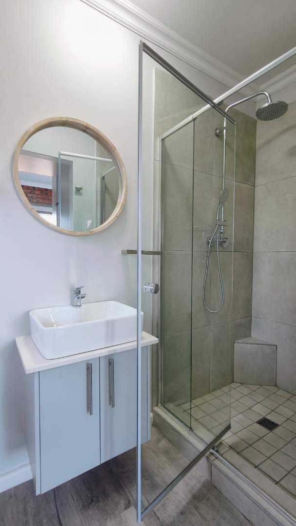 To Let 3 Bedroom Property for Rent in Island View Western Cape